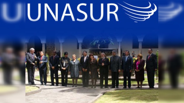 La UNASUR se reúne en Quito para adquirir vida jurídica