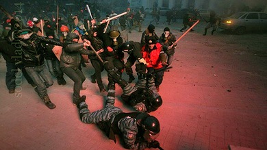 "EE.UU. corre el riesgo de ser el patrocinador del terrorismo neofascista en Ucrania"