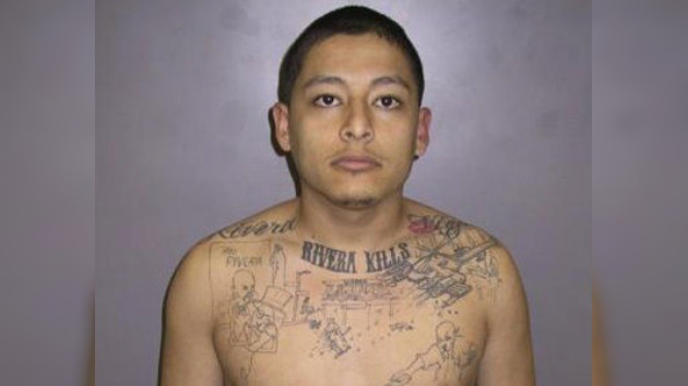 Un tatuaje delata a un delincuente buscado durante años por asesinato