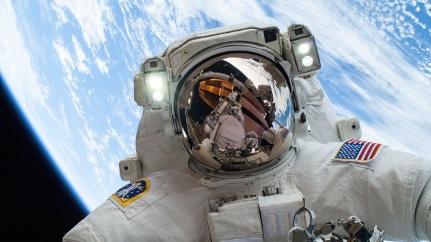 Astronauta estadounidense relata su encuentro con un ovni en el espacio