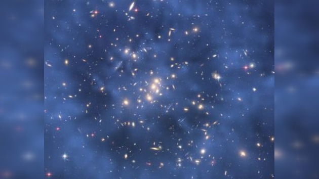 La materia oscura tiene una masa más pesada de lo que se creía