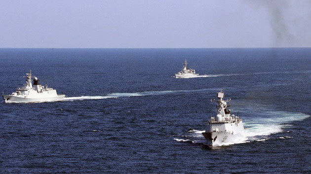 China busca desafiar el dominio de EE.UU. en alta mar y proteger los estrechos claves