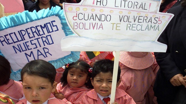 Bolivia convocará a ex presidentes para definir la demanda contra Chile