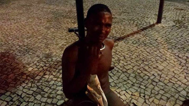 Un grupo de 'justicieros' brasileños tortura, desnuda y encadena a un adolescente