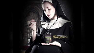 Una monja embarazada come helado e impacta a la sociedad