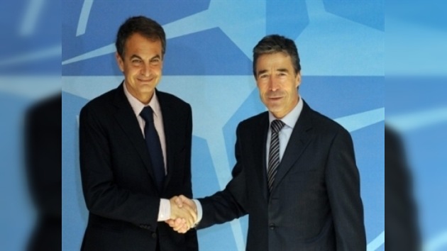 Zapatero pide que la OTAN se implique en la lucha contra el terrorismo