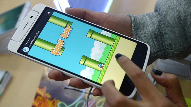 Desconcierto en la Red: El creador del juego viral Flappy Bird lo elimina por ser "adictivo"