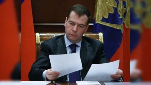 Medvédev hará el balance del año 2009  frente a los ciudadanos rusos 