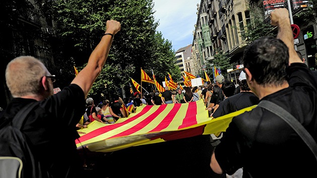 Cataluña: los partidos separatistas acuerdan un referendo de autodeterminación para 2014