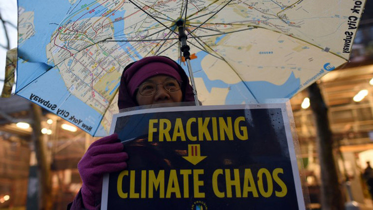 "El 'fracking' es un arma del capitalismo para crear esta guerra de precios de crudo"