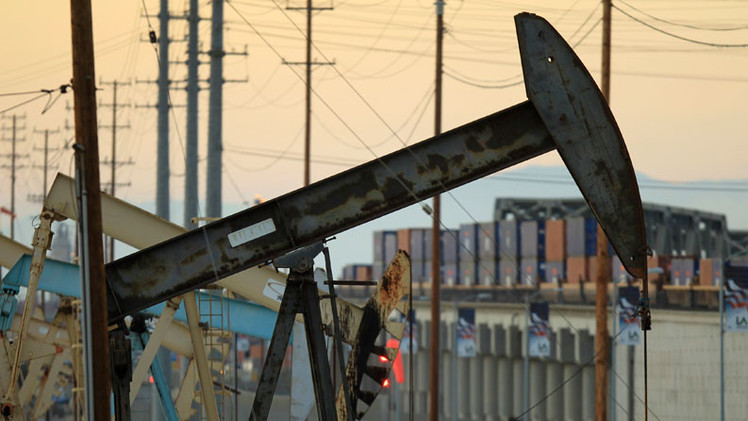 Economista: "Compañías petroleras estadounidenses, prepárense para quebrar"