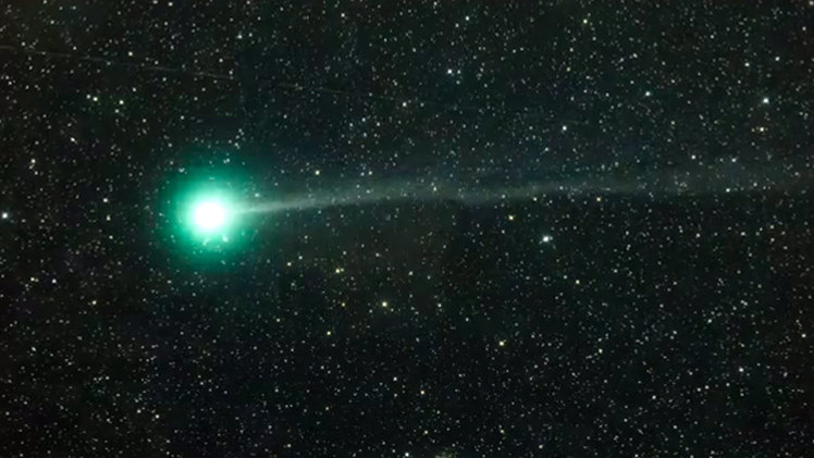 Video: Poco antes de Año Nuevo el cometa más brillante de 2015 visita la Tierra