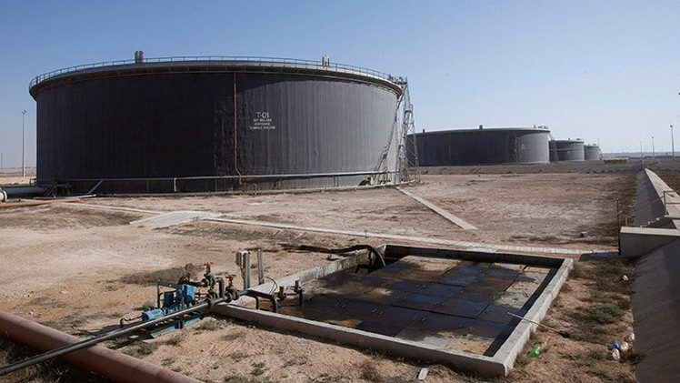 'The Times' predice la caída de los precios del petróleo a 20 dólares por barril