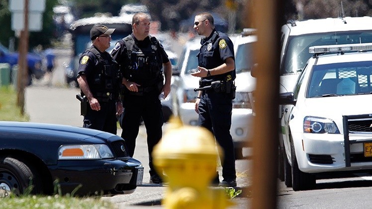 EE.UU.: Un jurado justifica a policía que mató a disparos a un hombre desarmado