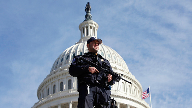 EE.UU.: Arrestan a un hombre sospechoso de planear un ataque en el Congreso