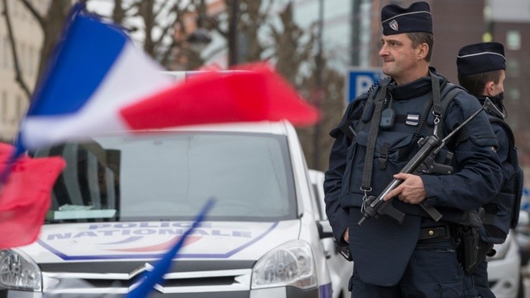 Evacúan una estación de tren en París por amenaza de bomba