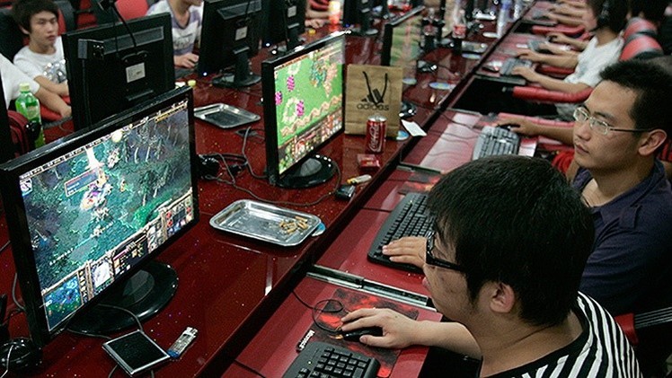 Un taiwanés aparece muerto en un cibercafé tras pasarse tres días seguidos jugando