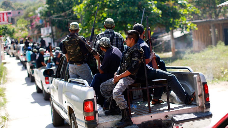 México: Estudiantes sobrevivientes del horror en Guerrero acusan al Ejército y la Policía