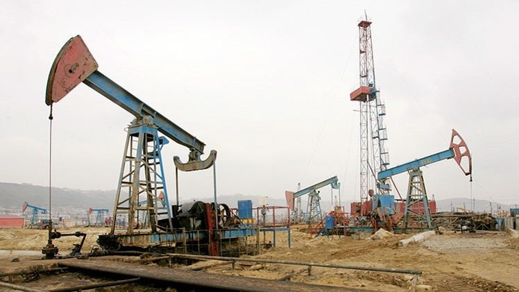Importaciones récord del petróleo ruso por China socavan la cuota saudí en el mercado