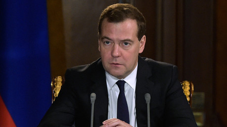 Medvédev: "Si nos desconectan del SWIFT responderemos sin restricciones"