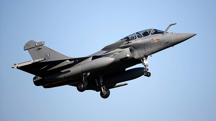 India le da la espalda a Francia: no comprarán los 126 cazabombarderos Rafale