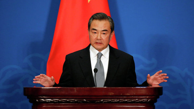 China insta a "tirar al basurero de la historia las acciones al estilo de la Guerra Fría"