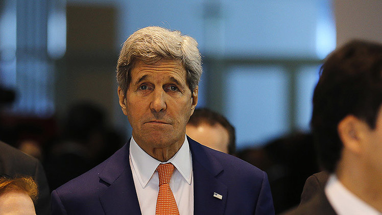 A Kerry lo traiciona el subconsciente en Egipto: "Trabajemos por el futuro de Israel"