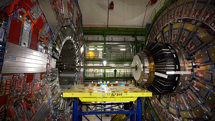 El Gran Colisionador de Hadrones podría abrir la puerta a universos paralelos