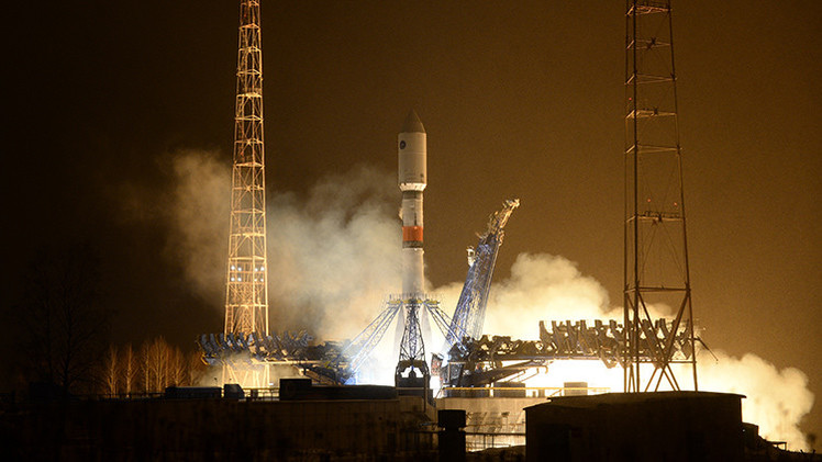 La nave espacial Soyuz despega desde Baikonur con la nueva tripulación a bordo