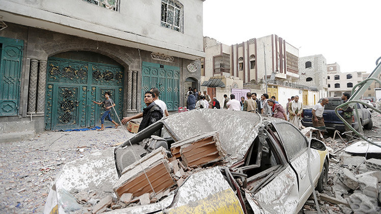 El ayatolá Jameneí tacha de genocidio la acción militar saudita contra Yemen