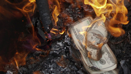 Medios: El objetivo de Rusia y China es acabar con el dominio del dólar