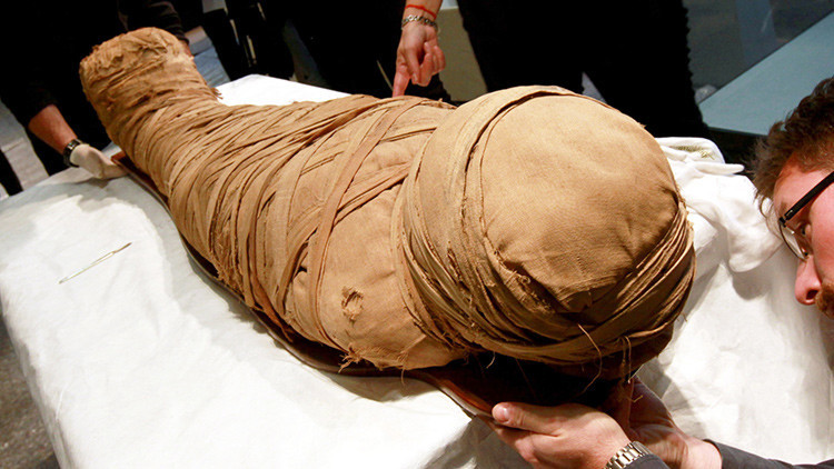 Egipto: Descubren fosas con momias de niños de hace 5.000 años 