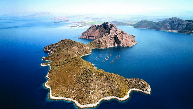 ¿Quiere tener su propio 'paraíso'? Conozca las 11 islas griegas más baratas 