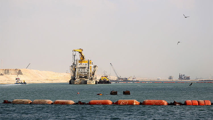 Egipto completa su nuevo canal de Suez