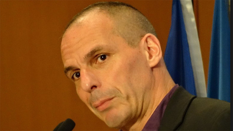 Varufakis: "Nuestros socios no iban a permitir un acuerdo digno con Grecia"