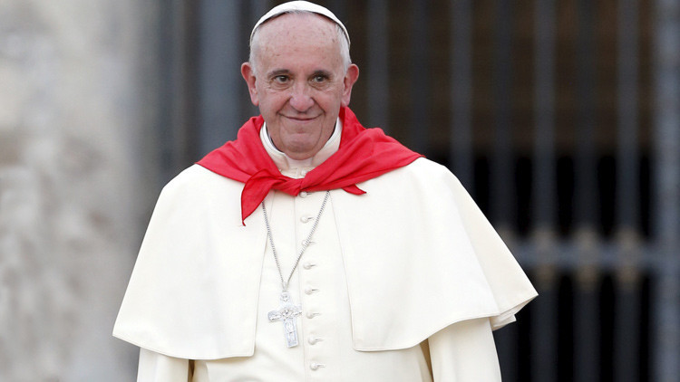 El papa Francisco, "muy emocionado" por el encuentro con refugiados en el Vaticano