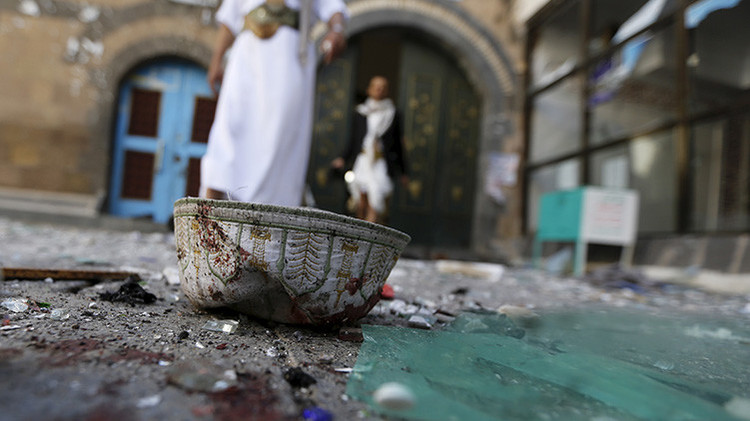 Aviones de combate saudíes bombardean una boda en Yemen 'por error'
