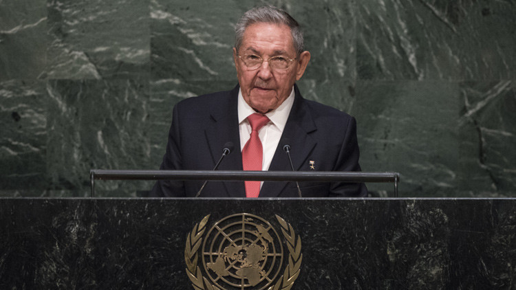 Raúl Castro exige que se devuelva a Cuba "el territorio ilegalmente ocupado de Guantánamo"