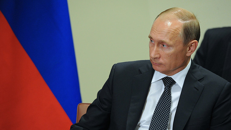 Putin: "El conflicto en Siria surgió debido a la interferencia externa"