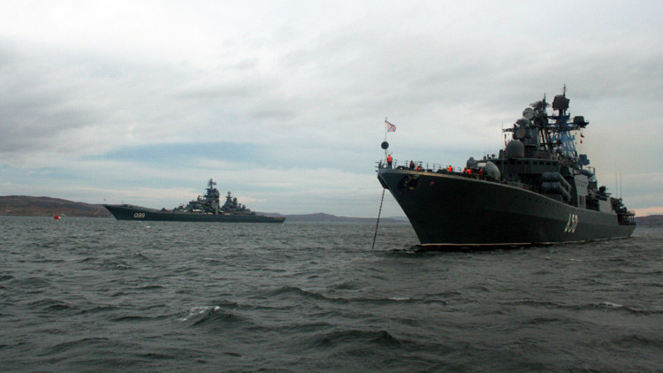 Fuego en el Ártico: Buques rusos prueban su artillería en el mar de Bárents