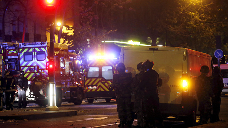 Testigo de la toma de rehenes en París: "Están matando a todo el mundo"