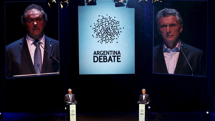 Jornada histórica para Argentina: Daniel Scioli y Mauricio Macri debaten cara a cara