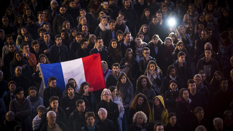 "Los atentados en París cambiarán el equilibrio de fuerzas entre Rusia, Europa y EE.UU."