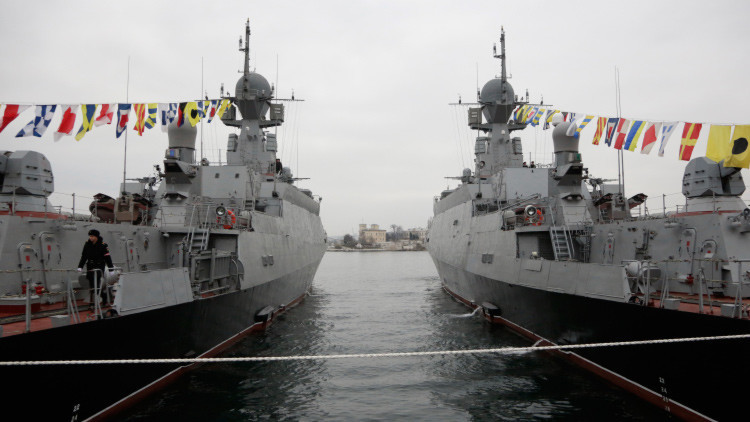 Corbetas rusas dotadas de misiles 'estrenados' en Siria se unen a la Flota del Mar Negro