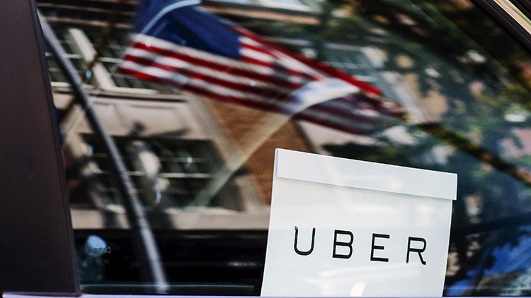 ¿Expansión o epidemia?: Por qué el servicio Uber destruye la economía tal y como la conocemos