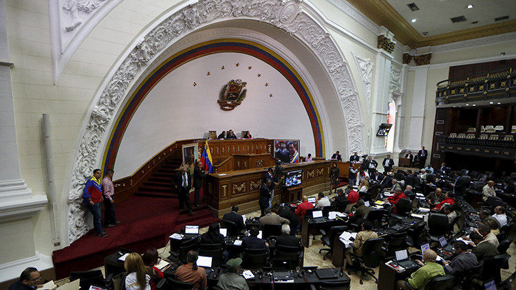 Venezuela suspende la proclamación de tres diputados opositores y de uno oficialista