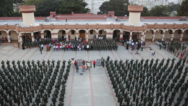 El Ejército de Venezuela confirma su "lealtad e irrestricto apoyo" a Nicolás Maduro