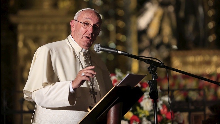El papa Francisco relata en su nuevo libro su "relación especial" con los reos