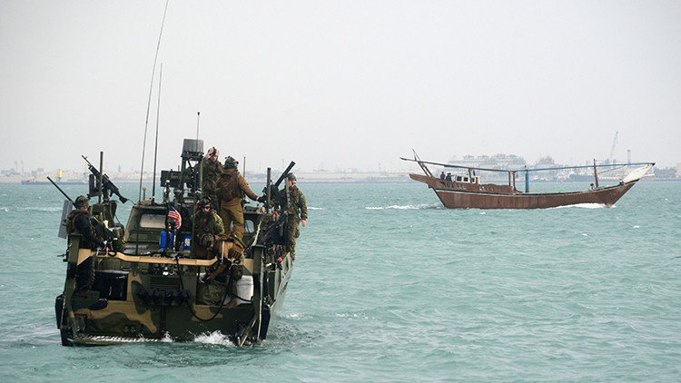 Iran libera a los 10 marineros estadounidenses que violaron sus aguas territoriales