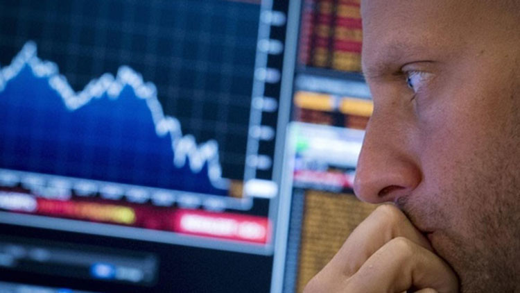 ¡Vamos a venderlo todo!: Inversores entran en pánico ante la repetición de la crisis del 2008